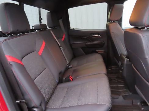 Used 2024 Chevrolet Colorado Z71 w/ Z71 Convenience Package 2 image 31