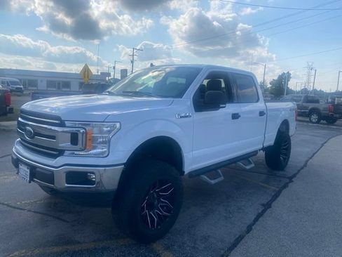 Used 2020 Ford F150 XLT w/ Trailer Tow Package AWD/4WD image 2