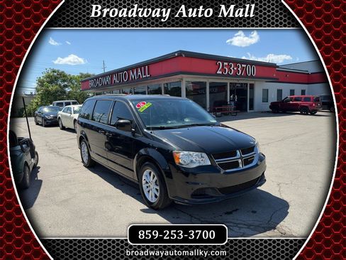 Used 2016 Dodge Grand Caravan SXT FWD image 1