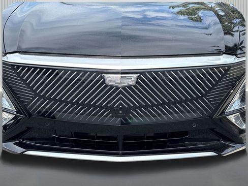 New 2026 Cadillac Lyriq Luxury RWD image 12