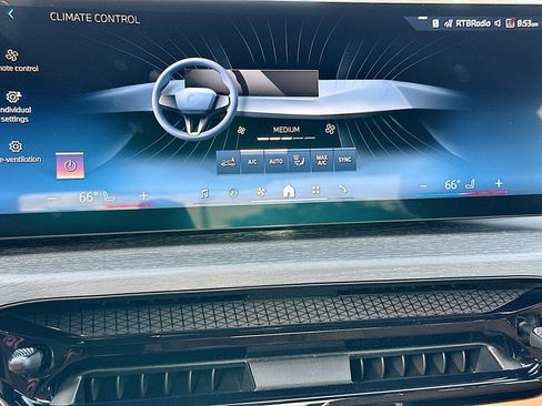 New 2026 BMW 330i Sedan image 13