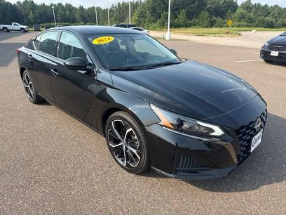 Used 2024 Nissan Altima 2.5 SR