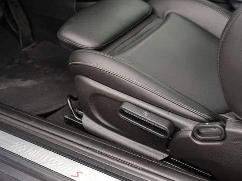 Used 2020 MINI Cooper S image 21