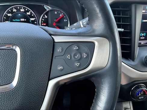 Used 2019 GMC Acadia Denali w/ Technology Package AWD/4WD image 12