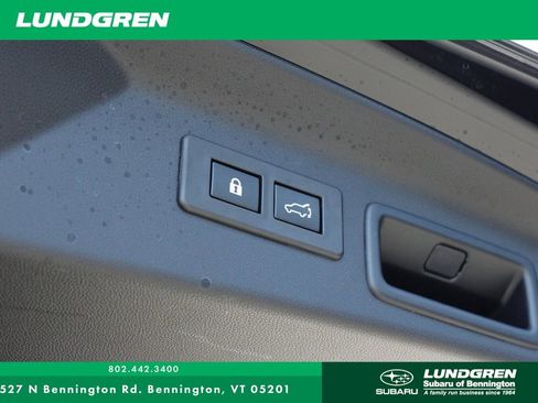 Certified 2025 Subaru Forester Limited image 18