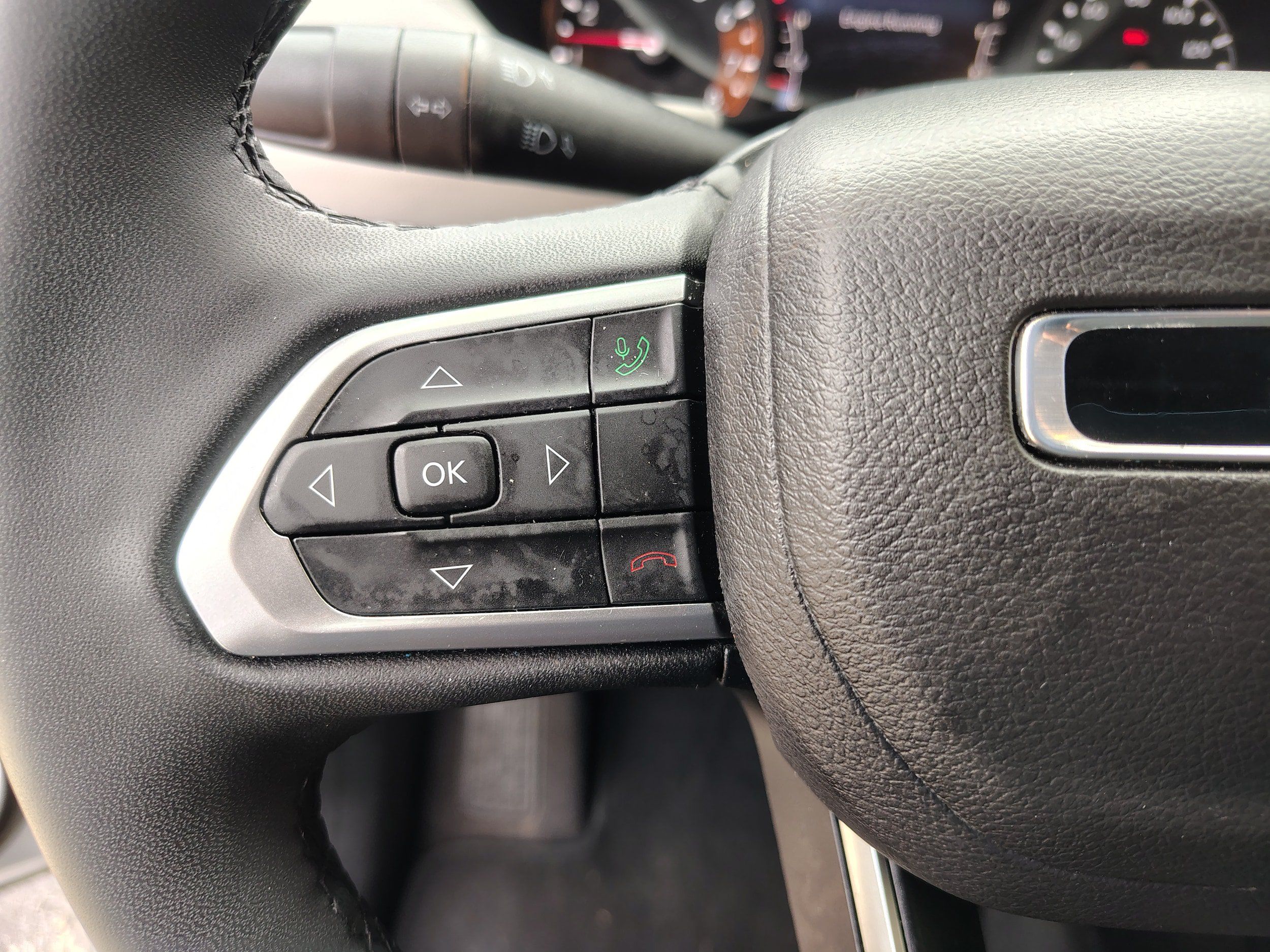 Certified 2024 Jeep Compass Limited w/ Sun and Sound Group AWD/4WD image 33