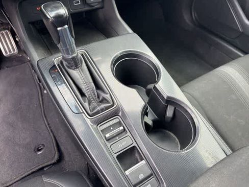 Used 2022 Honda Civic Sport image 18