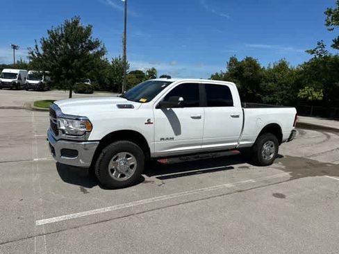 Used 2022 RAM 2500 Big Horn AWD/4WD image 13