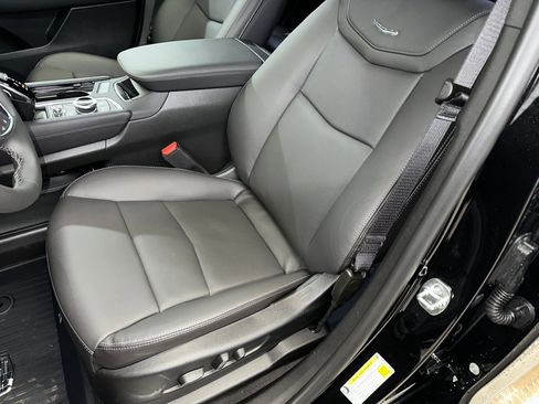 New 2026 Cadillac XT5 Premium Luxury w/ LPO, ONYX Package image 2