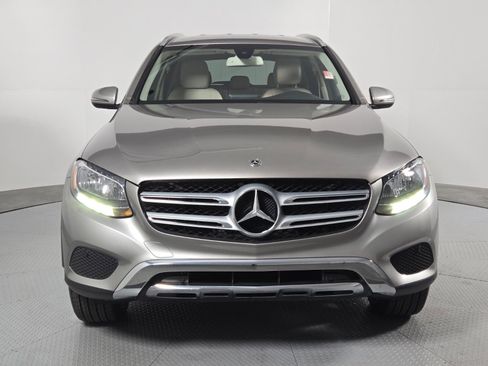 Used 2019 Mercedes-Benz GLC 300 GLC 300 image 8