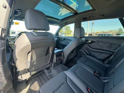 Used 2025 Audi Q8 Premium Plus image 20