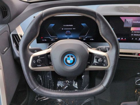 Used 2024 BMW iX xDrive50 w/ Premium Package AWD/4WD image 24