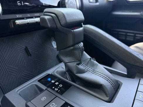 New 2026 Toyota Tacoma TRD Off-Road AWD/4WD image 15