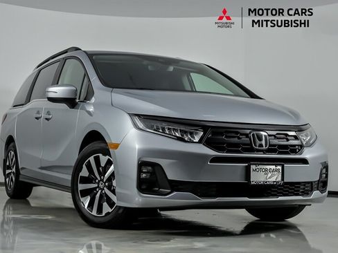 Used 2026 Honda Odyssey EX-L image 1