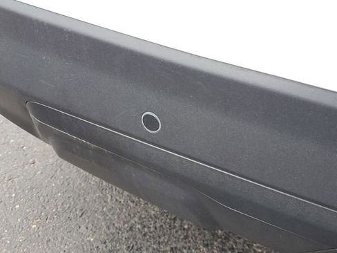 Certified 2024 Chevrolet Equinox LS w/ Driver Confidence II Package image 10