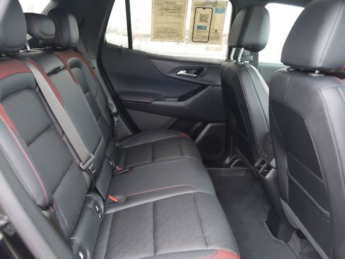 Used 2025 Chevrolet Equinox RS w/ Safety and Technology Package image 34