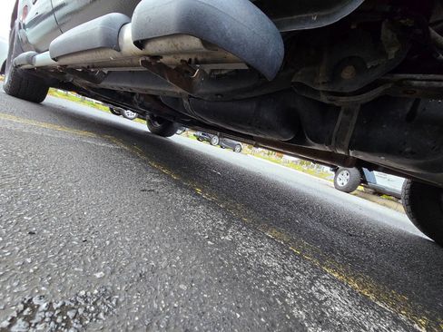 Used 2013 Toyota Tundra 4x4 CrewMax image 23