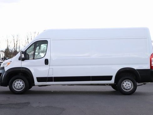 Used 2023 RAM ProMaster 2500 image 3