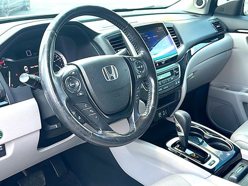 Used 2019 Honda Ridgeline RTL-E image 12