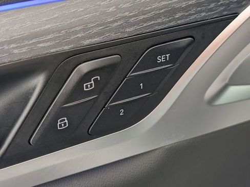 Used 2024 BMW X3 xDrive30i w/ Convenience Package image 11