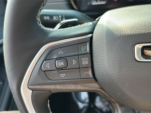 New 2025 Jeep Grand Cherokee Limited w/ Trailer Tow Package image 16