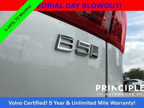 Certified 2023 Volvo XC60 B5 Plus w/ Protection Package Premier AWD/4WD image 14