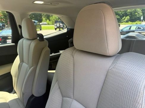 Used 2020 Subaru Ascent Premium w/ Sport Package AWD/4WD image 16