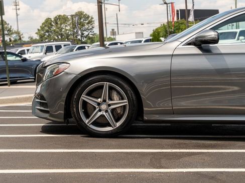 Used 2017 Mercedes-Benz E 300 image 24