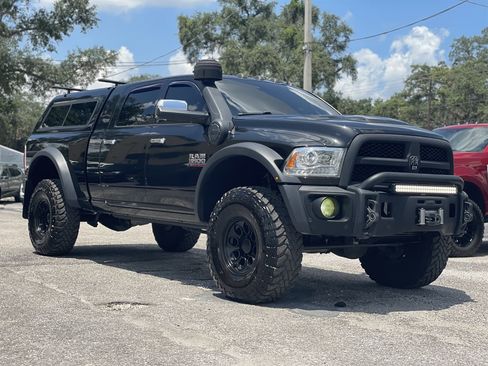 Used 2018 RAM 3500 Laramie w/ Convenience Group AWD/4WD image 12