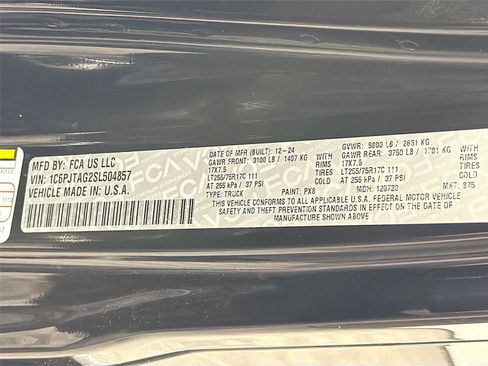 Used 2025 Jeep Gladiator Willys image 32