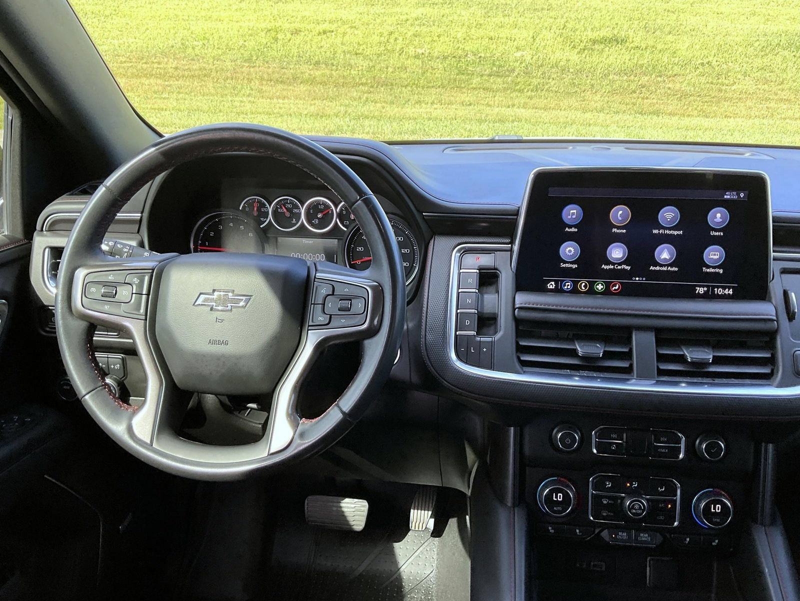Used 2021 Chevrolet Suburban RST AWD/4WD image 14