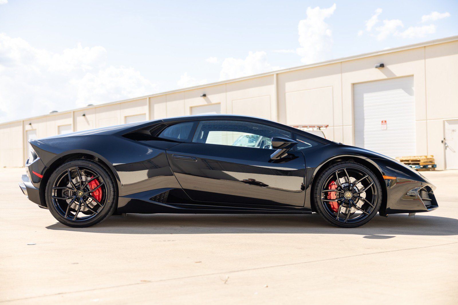 Used 2017 Lamborghini Huracan LP 580-2 RWD image 5