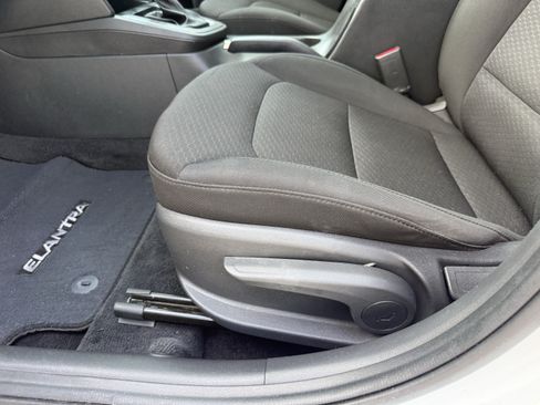 Used 2020 Hyundai Elantra Value Edition w/ Cargo Package (C1) FWD image 30