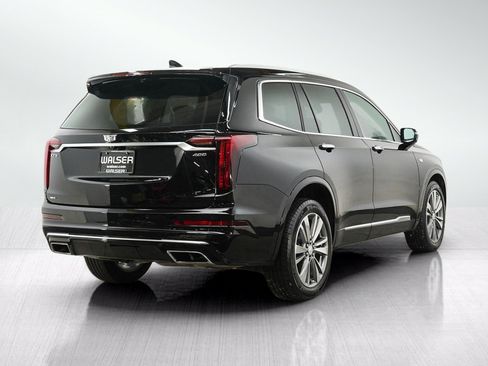 Used 2022 Cadillac XT6 Premium Luxury AWD/4WD image 6