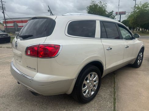 Used 2012 Buick Enclave Premium w/ Trailering Provision Package FWD image 4