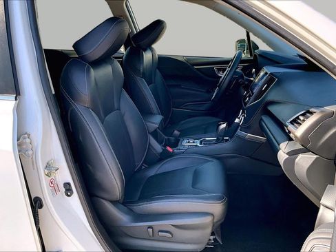 Used 2019 Subaru Forester Touring w/ Popular Package #3 AWD/4WD image 8