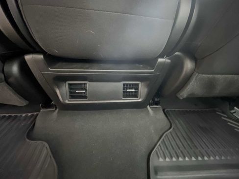 Certified 2022 Chevrolet Silverado 1500 Custom image 20