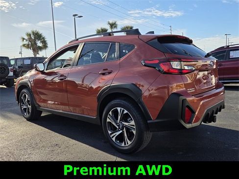 Used 2024 Subaru Crosstrek 2.0i Premium image 5