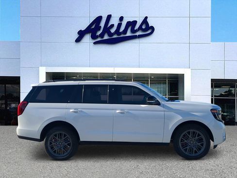 New 2025 Ford Expedition Platinum w/ Stealth Performance Package AWD/4WD image 1