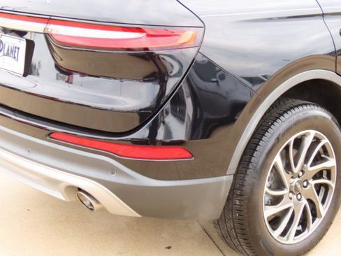 Used 2020 Lincoln Corsair FWD w/ Equipment Group 101A image 10