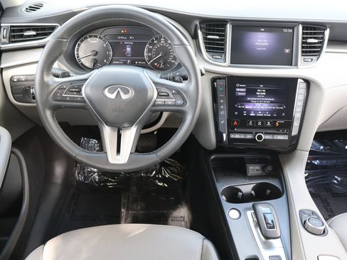 Certified 2023 INFINITI QX50 Luxe FWD image 19