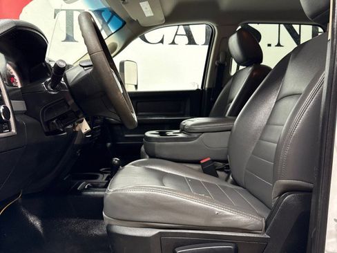 Used 2018 RAM 3500 Tradesman image 32