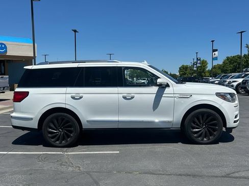 Used 2020 Lincoln Navigator Reserve w/ Equipment Group 208A Reserve AWD/4WD image 2