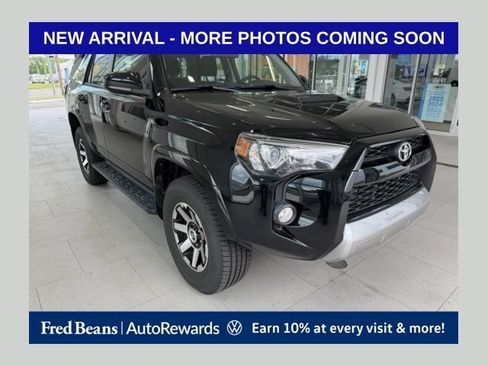 Used 2017 Toyota 4Runner TRD Off-Road AWD/4WD image 1