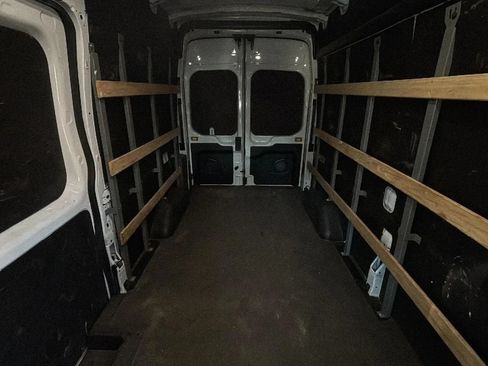 Used 2022 Ford E-Transit 148 High Roof w/ Load Area Protection Package RWD image 40