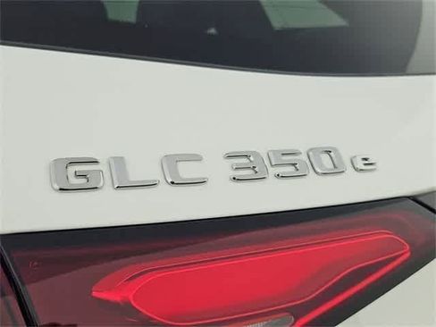 Certified 2025 Mercedes-Benz GLC 350e 4MATIC image 12