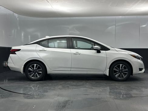 New 2025 Nissan Versa SV w/ Trunk Package image 2