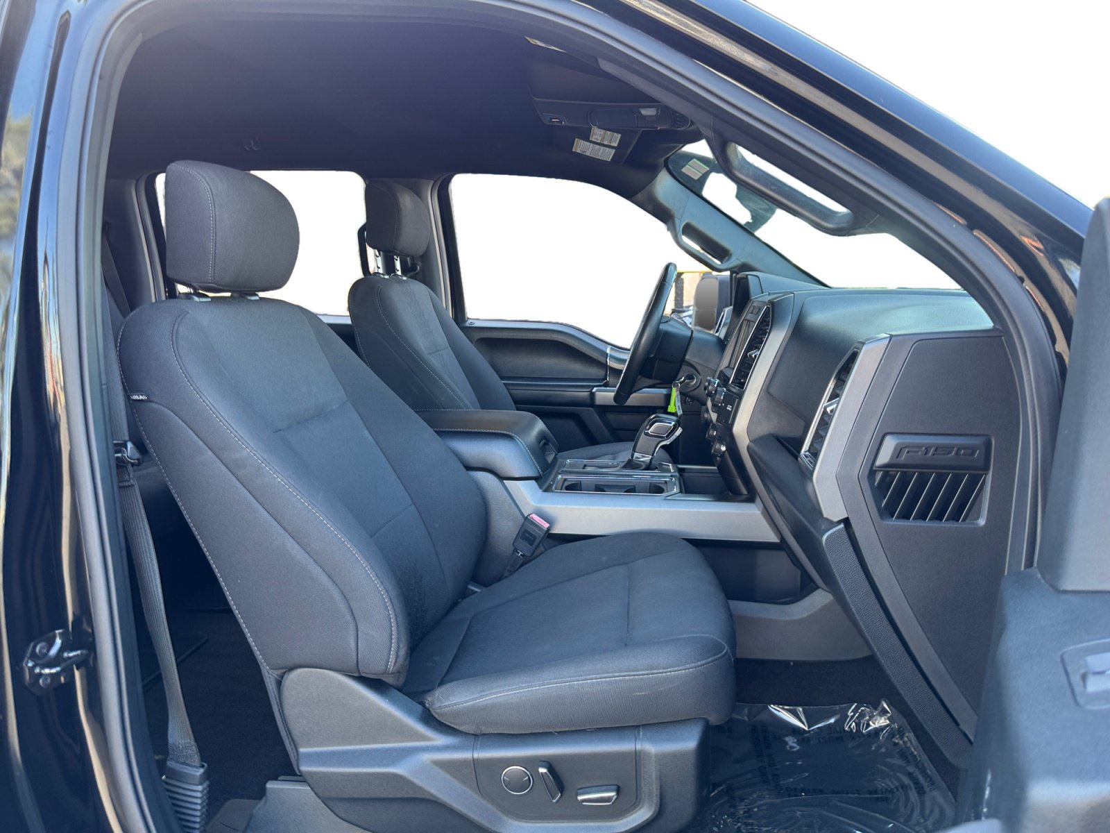 Used 2018 Ford F150 XLT w/ Equipment Group 302A Luxury RWD image 15