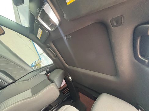 Used 2021 Dodge Charger R/T w/ Blacktop Package image 52