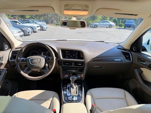 Used 2017 Audi Q5 2.0T Premium Plus AWD/4WD image 38